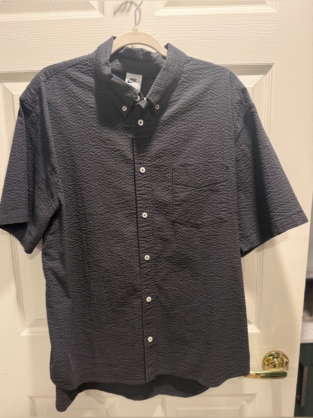 Nike Men’s XL Textured Short Sleeve Button Down Shirt Gray Charcoal Woven Casual - Picture 3 of 13